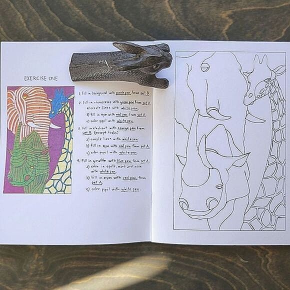 Deadstock '95 Magic Pens Animal Colouring Book - Picture 5 of 6